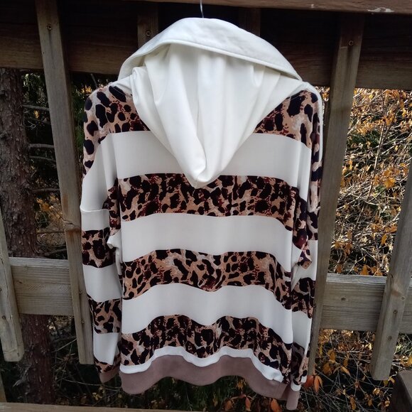 Sheilay animal print hoodie sz L - Picture 2 of 10